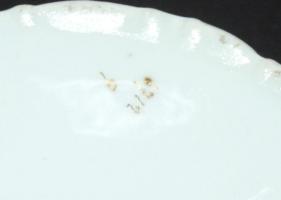 Pajzspecsétes Zsolnay 6 személyes  42 db-os virág mintás porcelánkészlet, majdnem komplett/ 
42 pcs....