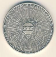 2000. "30 éves az éremgyűjtés Baján 1970-2000" (Szent István/naptár) Ag emlékérem szign.Berán 33,77g (d=42mm) T:exPP