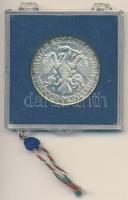 1977. 200Ft Ag "Nemzeti Múzeum" T:BU Eredeti, plombált MNB plasztiktokban!