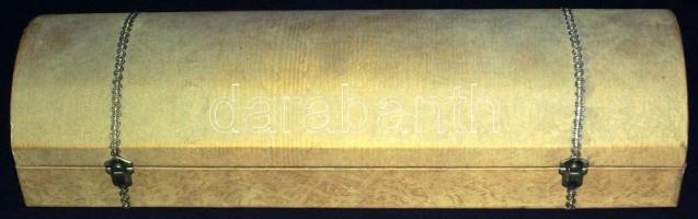 Coltellerie Lepre márkájú igényes olasz vadásztőr zerge-karom nyéllel, díszdobozban / Exclusive Colt...