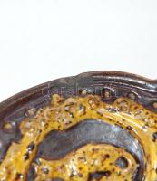 cca 1880 Zsolnay festett porcelánfajansz dísztányér különböző vadállatokkal. Jelzés: "Z.W. Pécs...