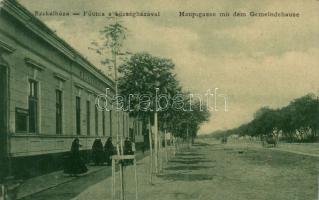 Szakálháza main street