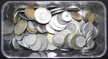 0,75kg vegyes fémpénz tétel T:vegyes Mixed world coins all 0,75kg C:mixed