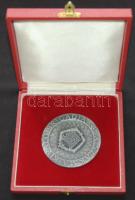 DN "A Szakma Kiváló Brigádja" fém emlékplakett dísztokban szign:Vincze Dénes T:2