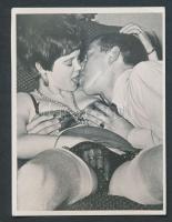 13db kis méretű pornó fotó