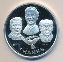 Bognár György (1944-) 1990. "Vasfüggöny és Berlini fal lebontása" Ag (31.1g/0.925) emlékér...