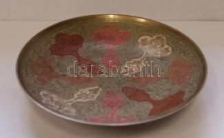 5db klf keleti mintás réz tárgy: váza, tálak, gyertyatartók