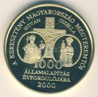 2000. "T.G. Virágdekor Szakképző Intézet Kecel / A Keresztény Magyarország megteremtői-István és Gizella" aranyozott fém emlékérem (d=42mm) dísztokban T:PP