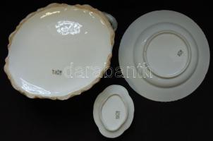 cca 1900 Impozáns kézzel festett, aranyozott német porcelán étkészlet némi hiánnyal / Exclusive set ...
