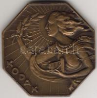 1941. "Kodak LTD" szögletes nagyalakú bronzemlékérem, eredeti díszdobozban T:2 Szign: Pude...