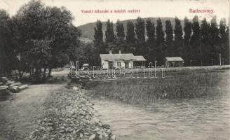 Badacsony vasútállomás, kikötő