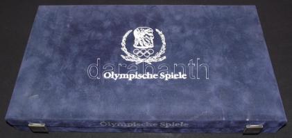 Olympische Spiele bársonyborítású éremberakó 36+1 hellyel, szép újszerű állapotban!