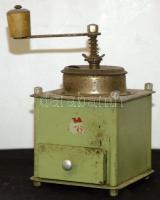 Régi fém kávédaráló 20cm magas