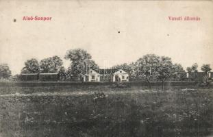 Alsószopor railway station