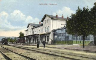 Trencsén railway station