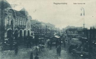 Nagytapolcsány Deák square