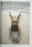 1987 Módos Gábor: Akt album, Képzőművészeti Kiadó, Bp., fekete-fehér és színes képekkel