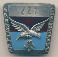 Német 3. Birodalom ~1940. Peenemünde katonai kísérleti telep zománcozott jelvény  German Third Reich ~1940 Peenemünde Army Research Center enamelled badge