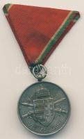1939. Magyar Kis Ezüst Vitézségi Érem ezüstözött Br kitüntetés mellszalaggal T:2