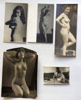 5db régi amatőr akt fotó