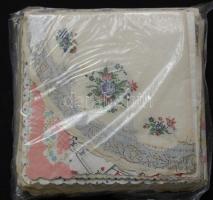 81db különleges szalvétagyűjtemény a 60-as évekből