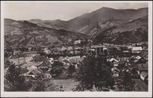 Rahó with synagogue