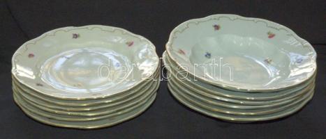 12 darabos apró virágokkal díszített és aranyozott szélű jelzett Zsolnay porcelán tányérkészlet (6 lapos, 6 mély) / Zsolnay chinaware plate set