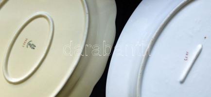 2db klf porcelán pecsenyés tál: apró virágokkal díszített jelzett Hans & Czjzek (35x24cm) és egy...