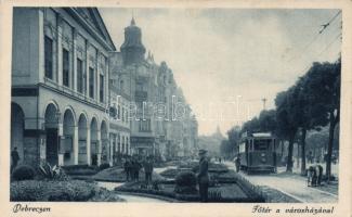 Debrecen Főtér villamossal