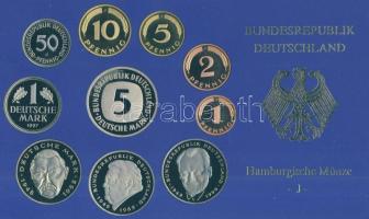 Németország / Hamburg 1997J 1pf-5M 10klf forgalmi érme sor kiadása eredeti plasztik és papírtokban! T:PP tanúsítvánnyal Germany / Hamburg 1997J 1 Pfennig + 2 Pfennig + 5 Pfennig + 10 Pfennig + 50 Pfennig + 1 Mark + 2 Mark + 5 Mark coin set in original box and with certificate C:PP