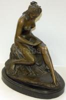 C. Allegrain jelzéssel ellátott J.B. Deposee bronz akt szobor márvány talapzaton 32cm magas