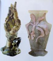 Gabriele Fahr-Becker: Szecesszió. Vince kiadó 2004. 424p. Nagyméretű dekoratív album és komoly tudom...