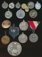 17db különböző katolikus kegyérem és emlékmedál, közte több vatikáni  T:vegyes