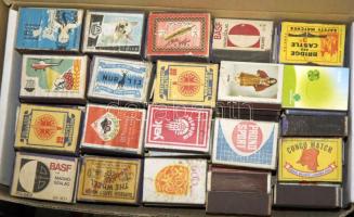 Nagy ládányi gyufásdoboz-gyűjtemény, több száz darab használatlan gyufásdobozzal az 1960-as évektől ...