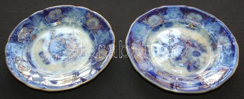 XIX. sz. második fele Villeroy & Boch Rózsák. pocelánfajansz tányérok. Máz alatti kékfestéssel é...