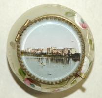 Kézzel festett kis üveg szelence Siófok látképpel 4,5cm magas