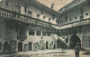 Cheb (Eger) courtyard (b)