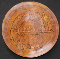 1db vietnámi fatányér és egy 1976-os japán falinaptár