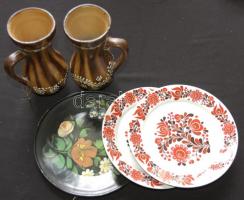 Nagy vegyes kerámia tétel: tálak, vázák, gyertyatartók, bögrék, stb