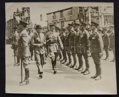 1931 VI. György látogatása Eastbourneben sajtófotó / Visit of Gerorg VI. in Eastbourne  20x25 cm