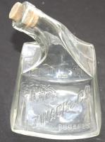 Érdekes formájú Zwack üveg parafa dugóval 18cm magas