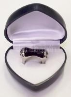 Női ezüst (Ag) gyűrű ónix kővel 6,38gr
