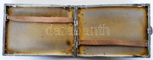 Szecessziós cigarettatárca, ezüst(Ag), virág és növény motívumokkal díszítve, kék zománc berakással,...