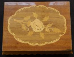 Intarziás fa dobozka 19x15x5cm