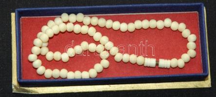 Fehér korall nyaklánc 38cm hosszú