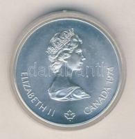 Kanada 1974. 5$ Ag "Montreali olimpia - Atléta fáklyával" T:1
Canada 1974. 5 Dollars Ag &q...
