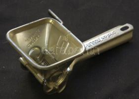 Kis fém petrezselyem aprító 18cm