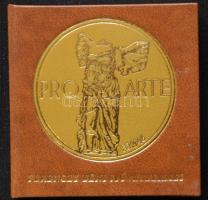 1980. Ferenczy Béni Művészérmei címmel megjelent minikönyv számtalan képmelléklettel, többnyelvű változata, Szentendrén kiadva, új állapotban