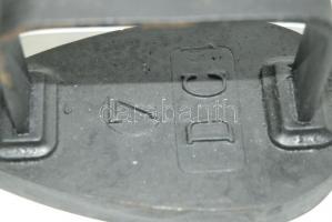 Régi öntöttvas úti vasaló 7DC jelzéssel 18cm-es vasalófelülettel