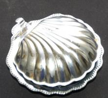 Kagyló formájú fém cukorkatartó üveg betéttel 6x12cm